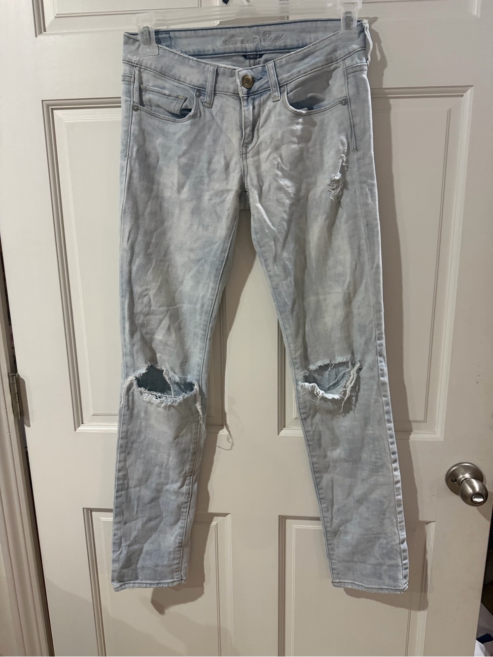 American Eagle Outfitters Light Blue Stretch Skinny Jeans